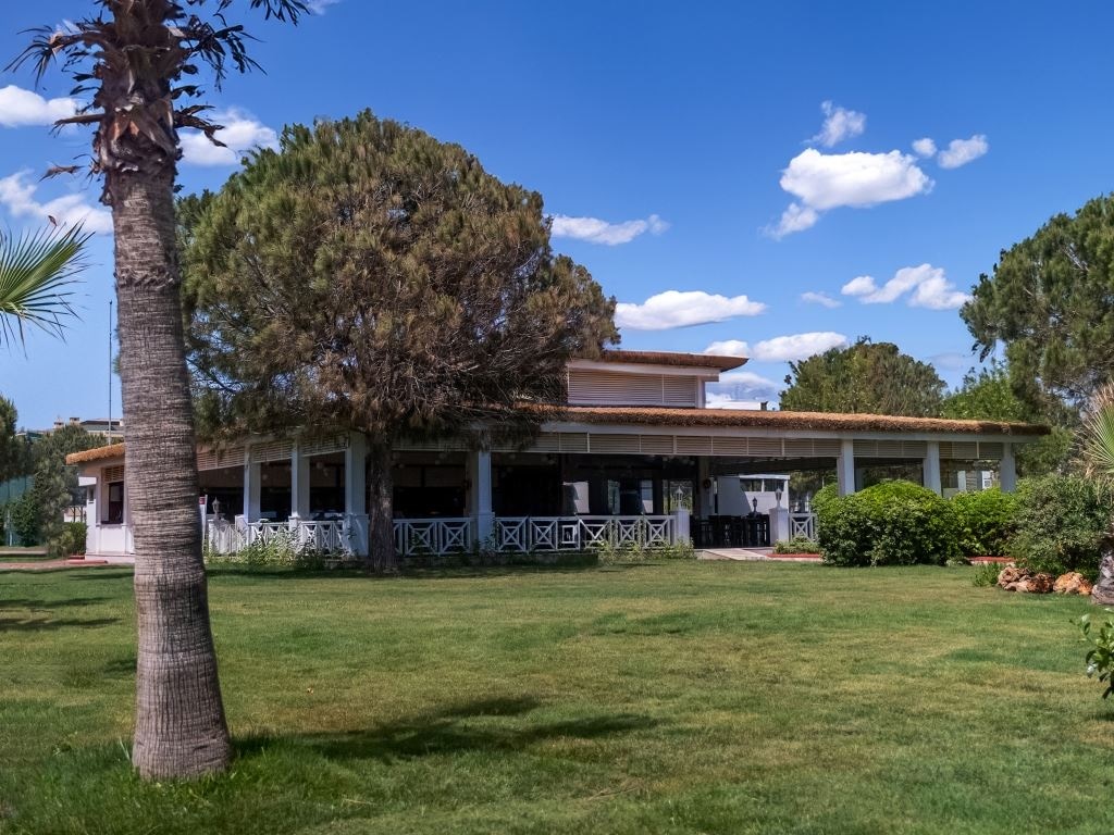 restaurants-meze-turkish-alacarte-restaurant