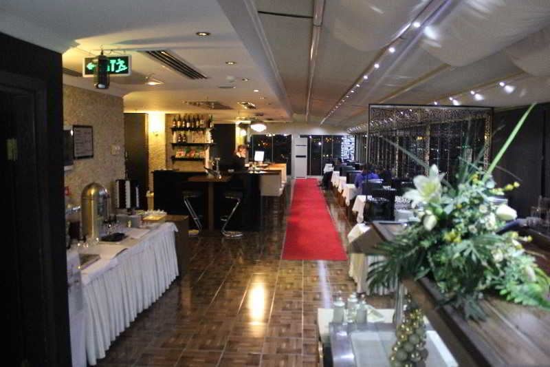 restaurants-restaurants