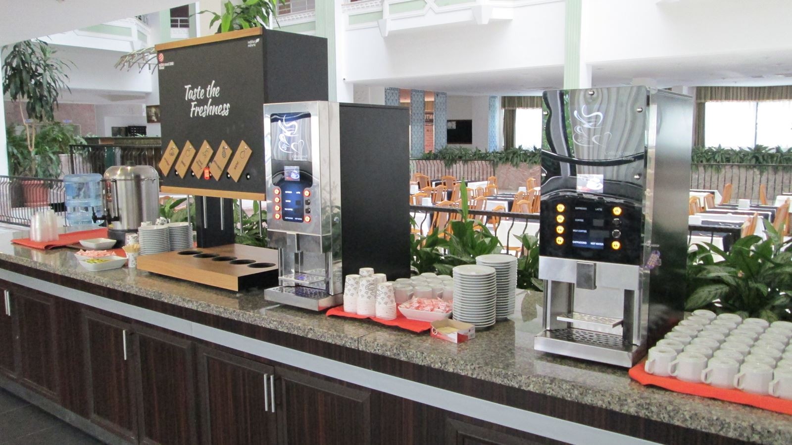 restaurants-main-restaurant