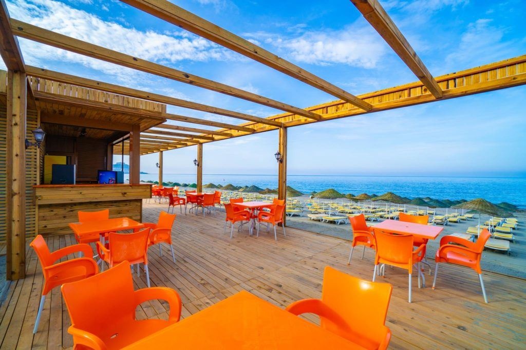 restaurants-beach-bar