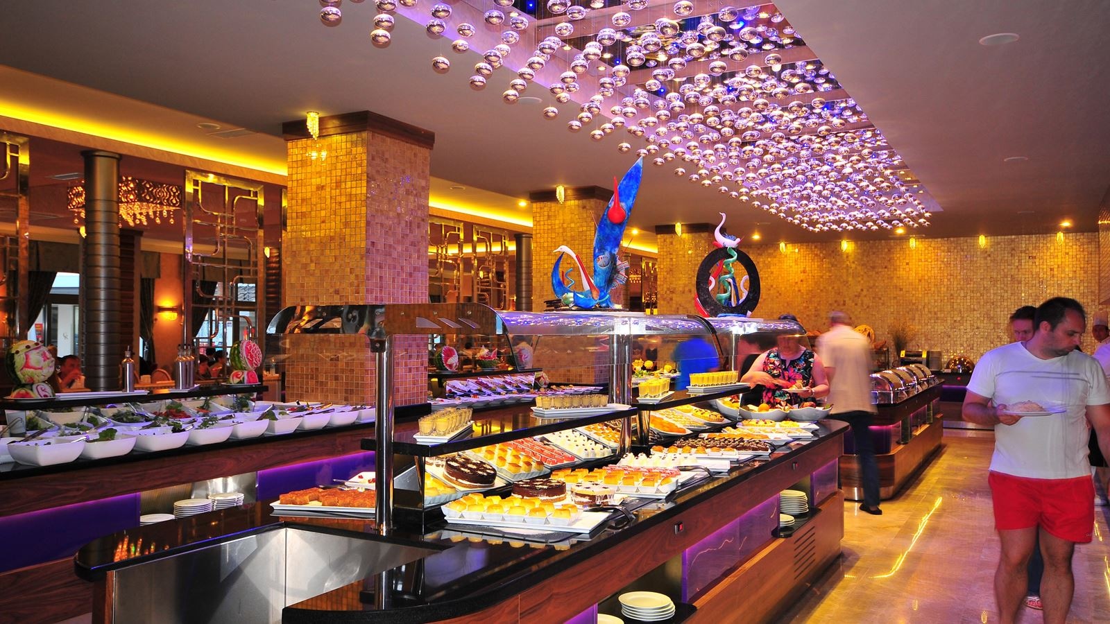 restaurants-main-restaurant