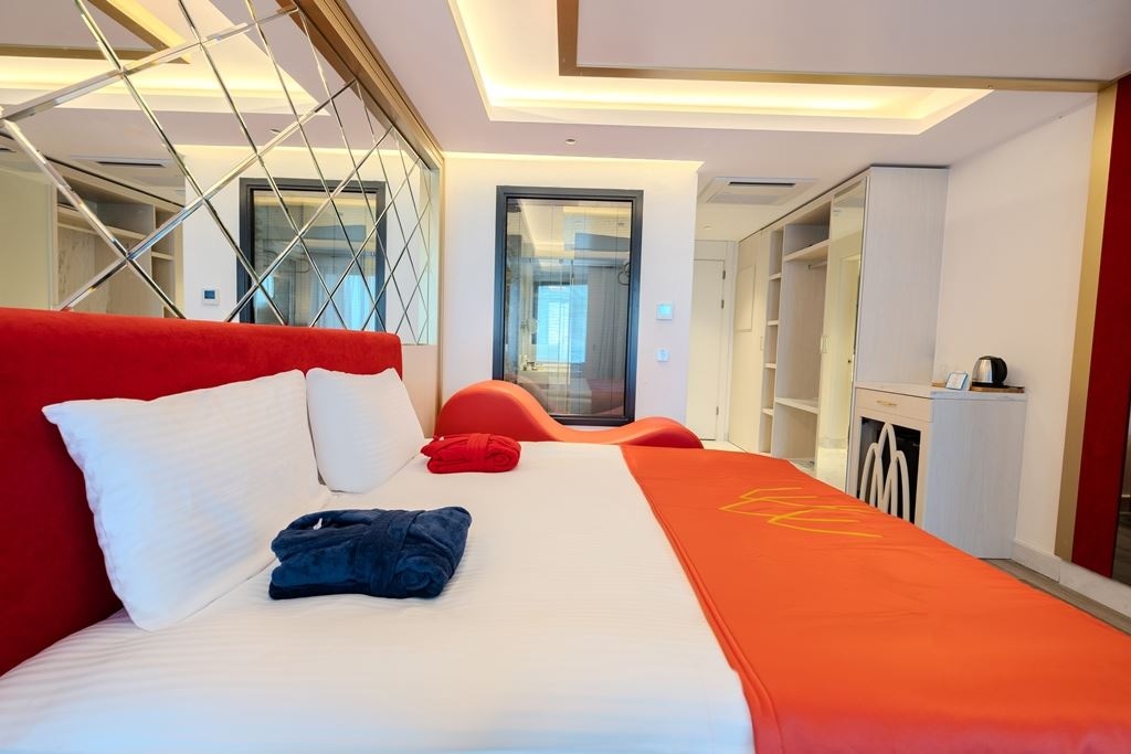 rooms-deluxe-standard-sea-view-room
