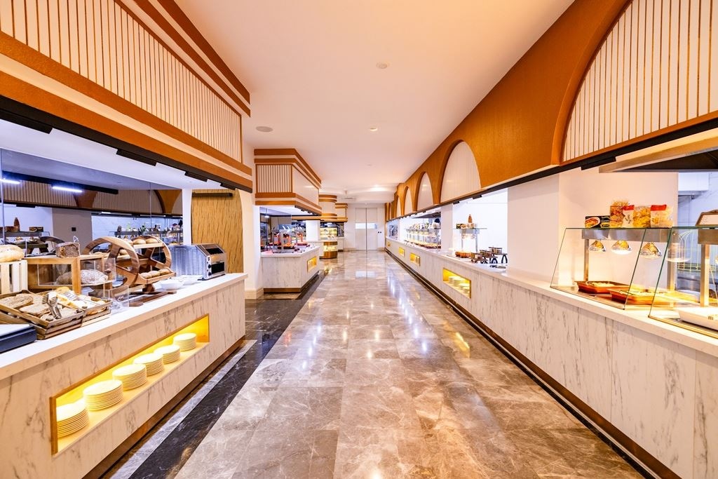 restaurants-caliente-main-restaurant