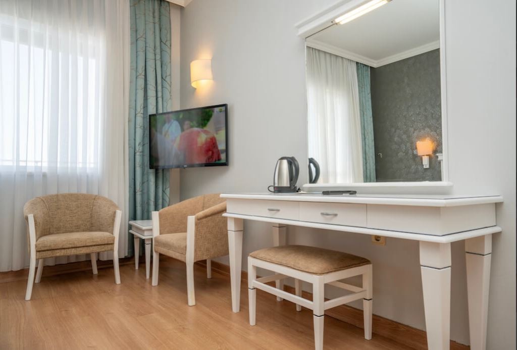 rooms-family-room