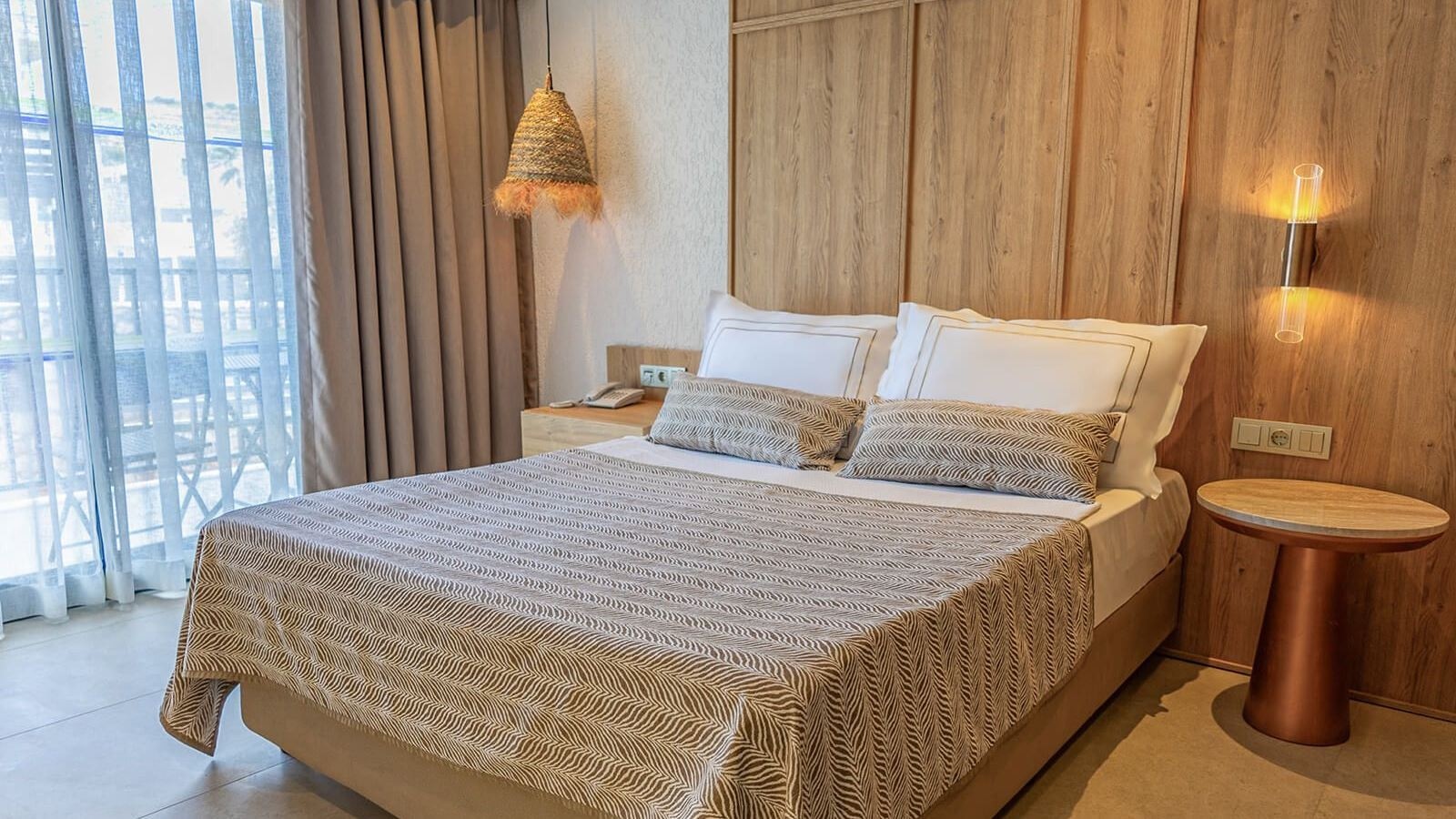 rooms-main-bulding-standart-room