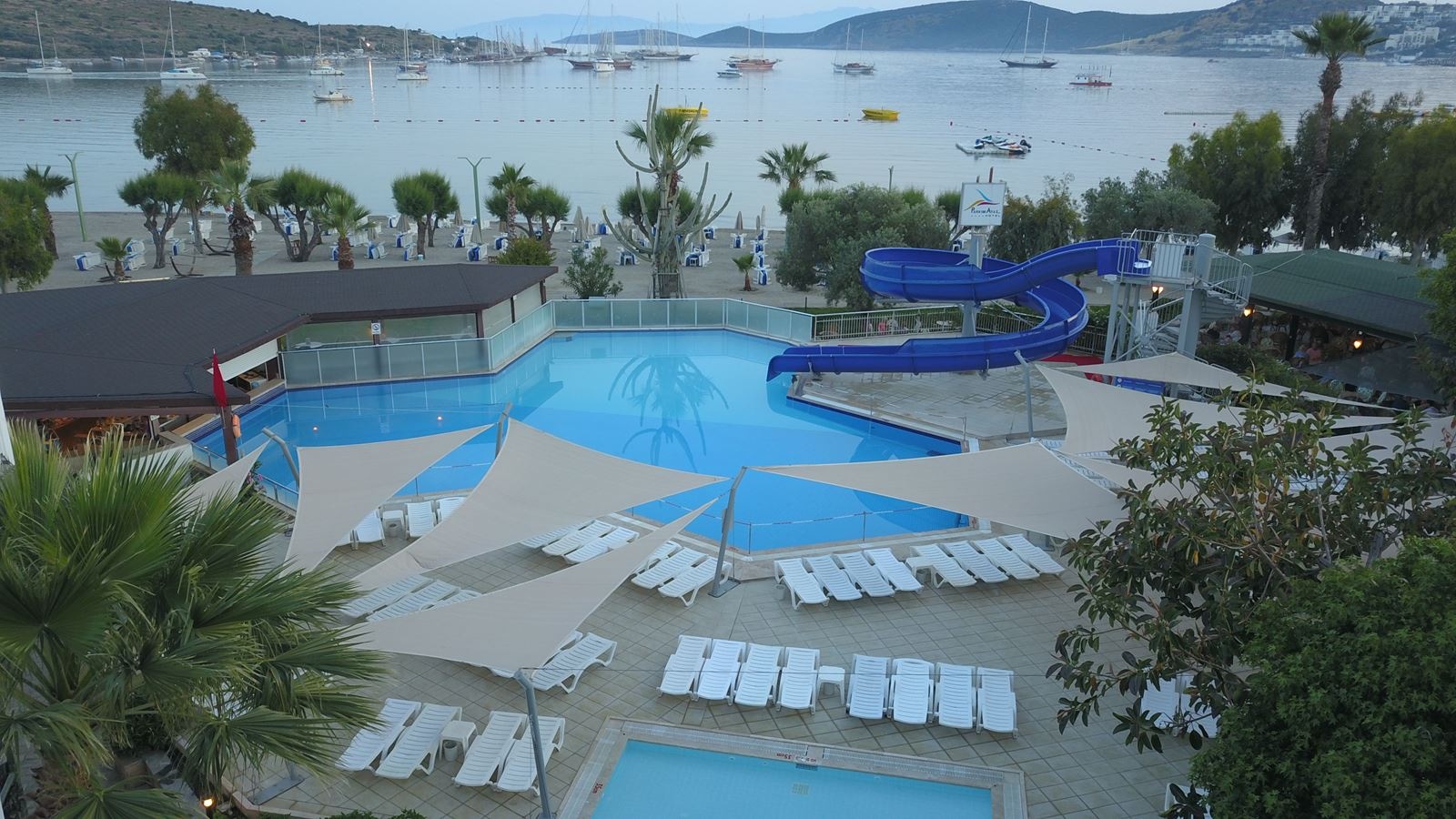 pools-outdoor-pool