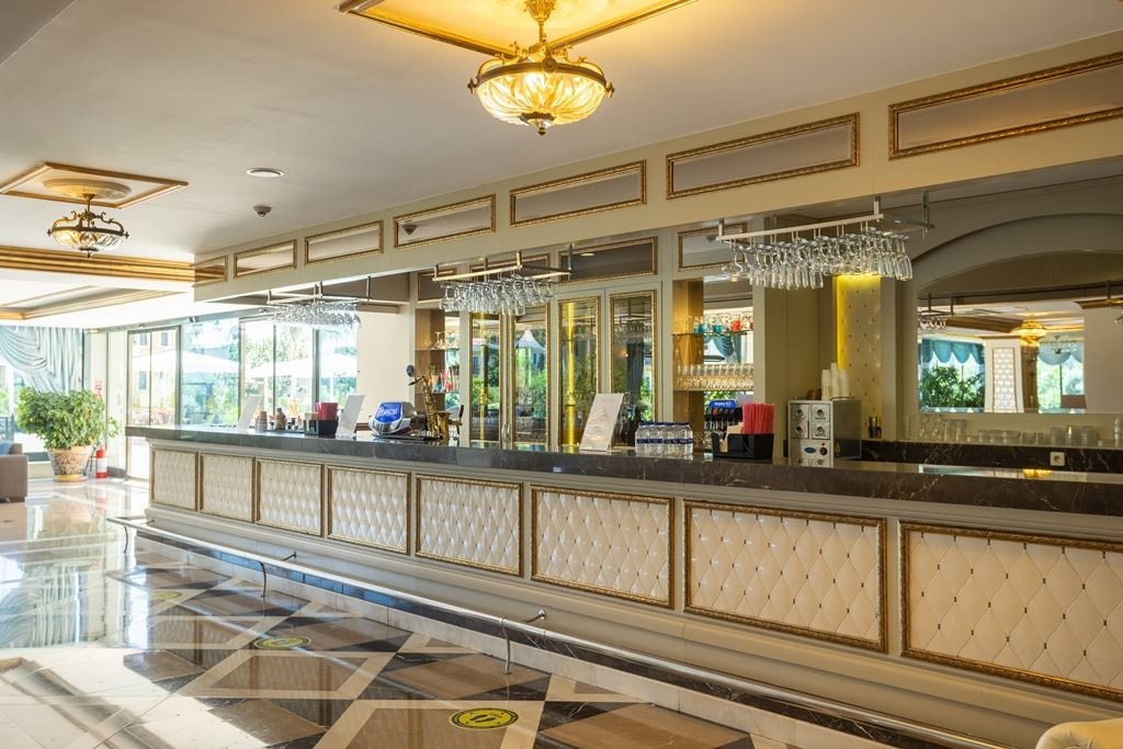 bars-lobby-bar