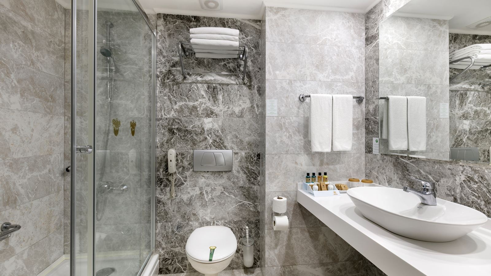 rooms-comfort-main-building-economy-room