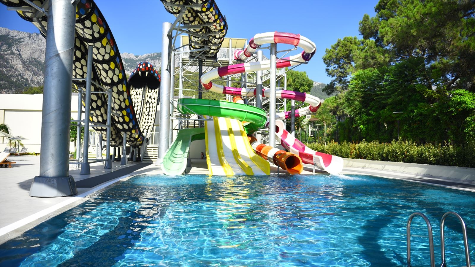 water-park-water-park