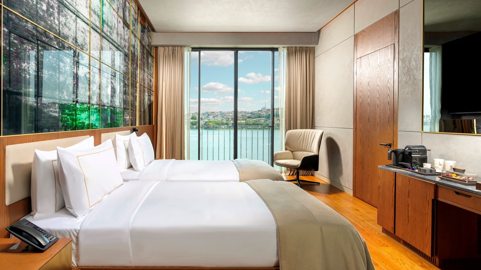 rooms-premium-room-sea-view