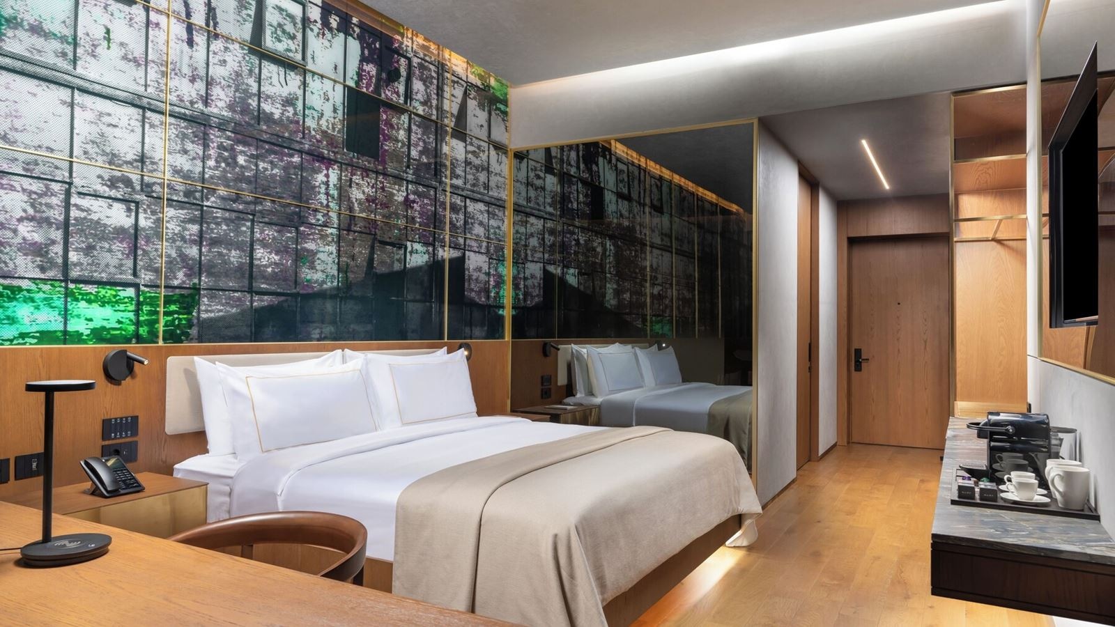 rooms-premium-room-partial-sea-view