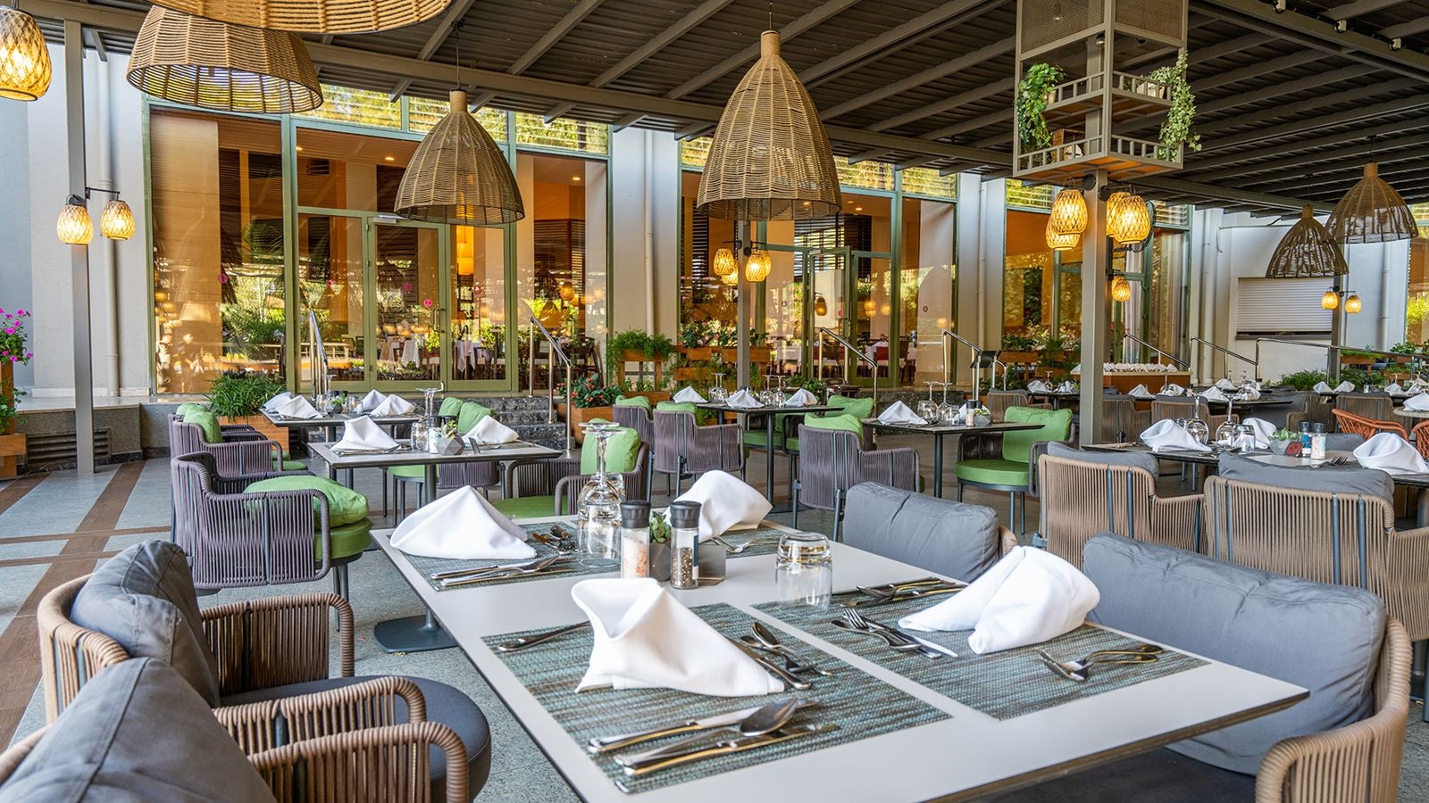 restaurants-palmiye-restaurant