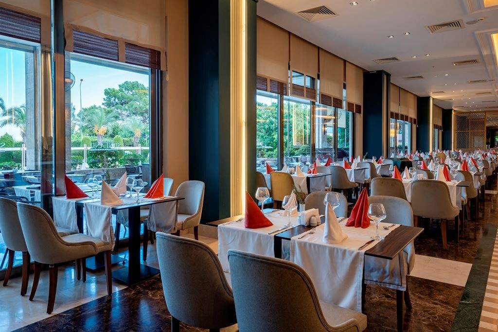 restaurants-main-restaurant