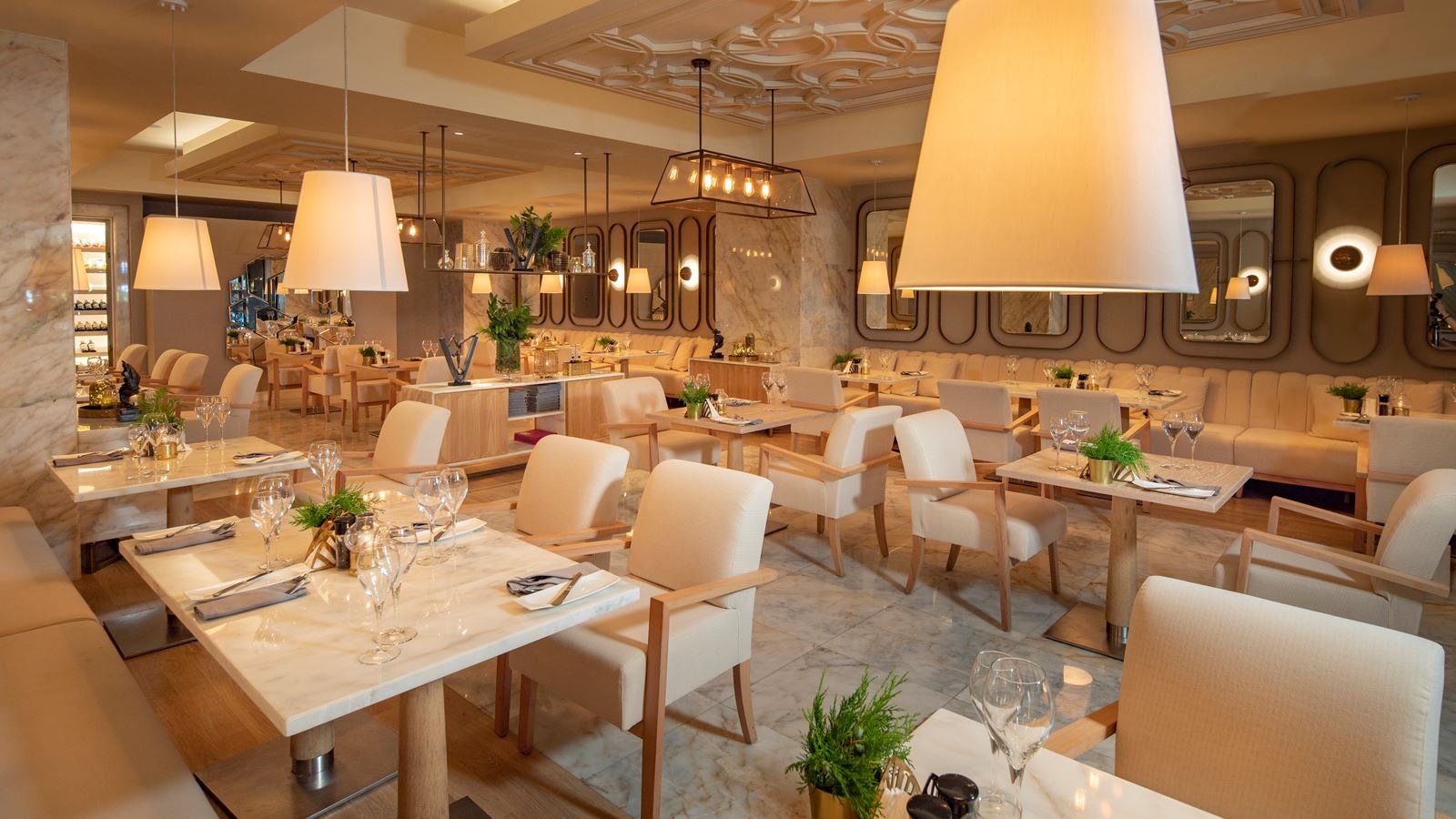 restaurants-akdeniz-international-a-la-carte