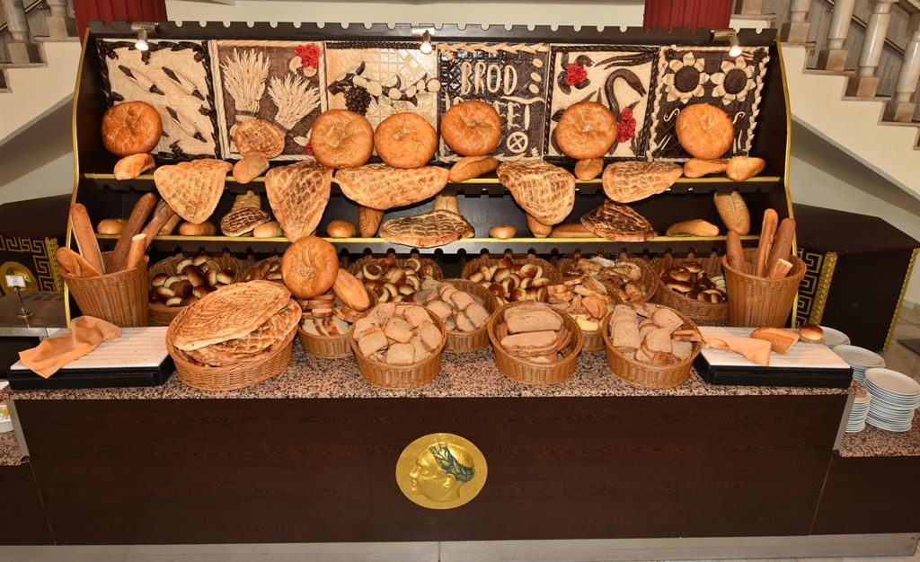 restaurants-main-restaurant