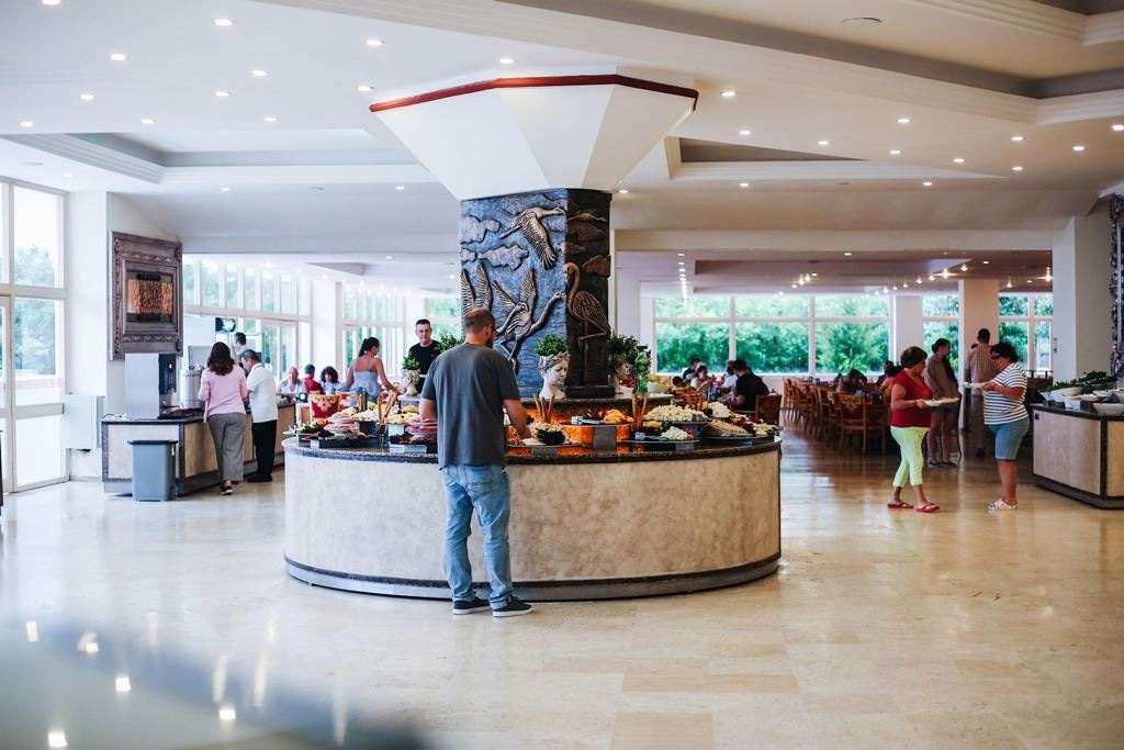 restaurants-main-restaurant