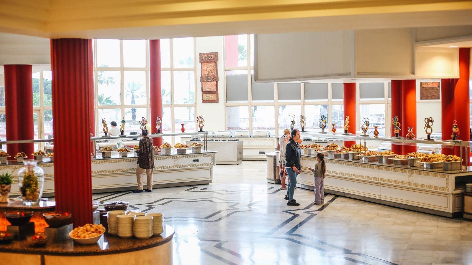 restaurants-main-restaurant