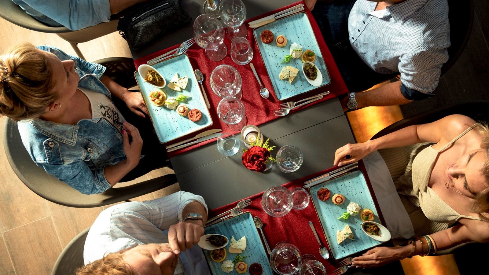 restaurants-restaurants