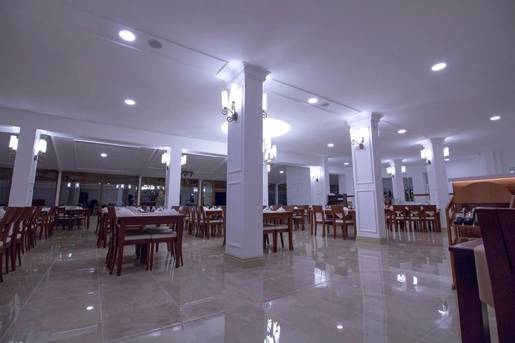 restaurants-ana-restaurant