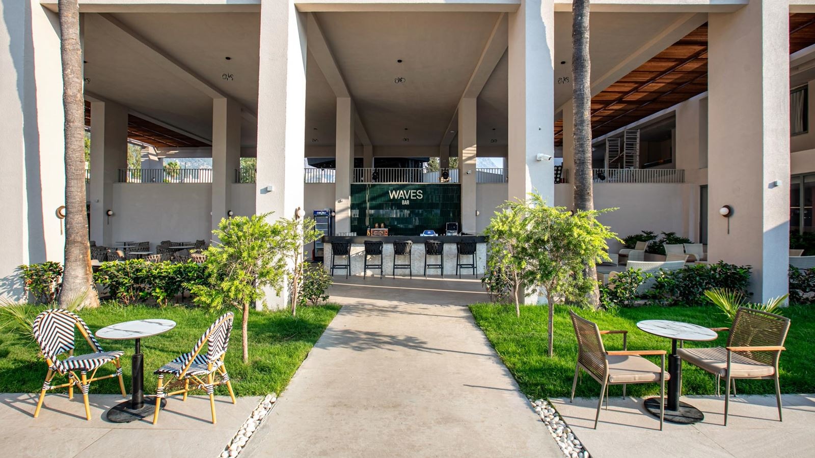 restaurants-wave-snack-restaurant