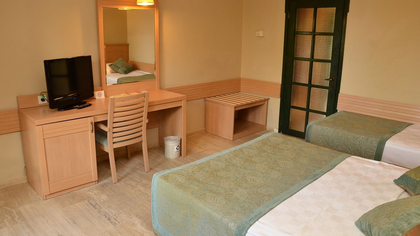 rooms-bungalow-gardenview