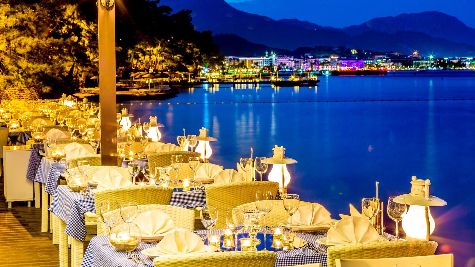 restaurants-seafood-alacarte-restaurant