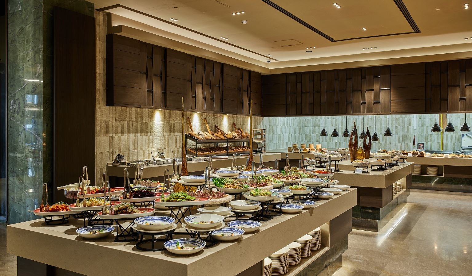 bars-savory-restaurant-bar