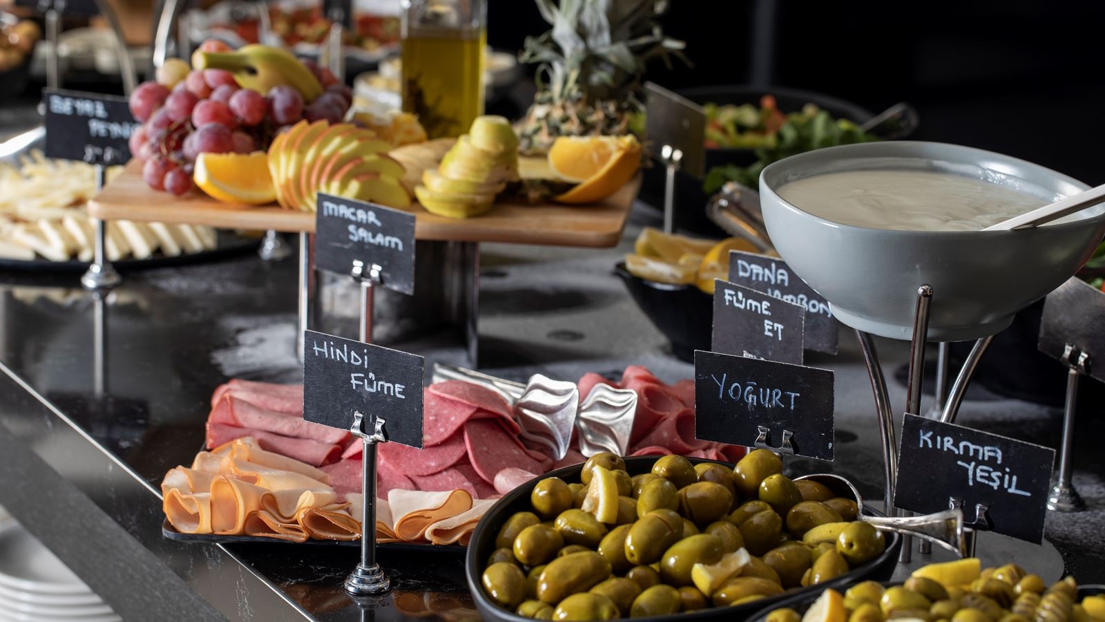 restaurants-lobby-restaurant