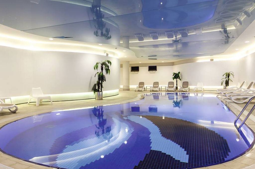 pools-indoor-pool