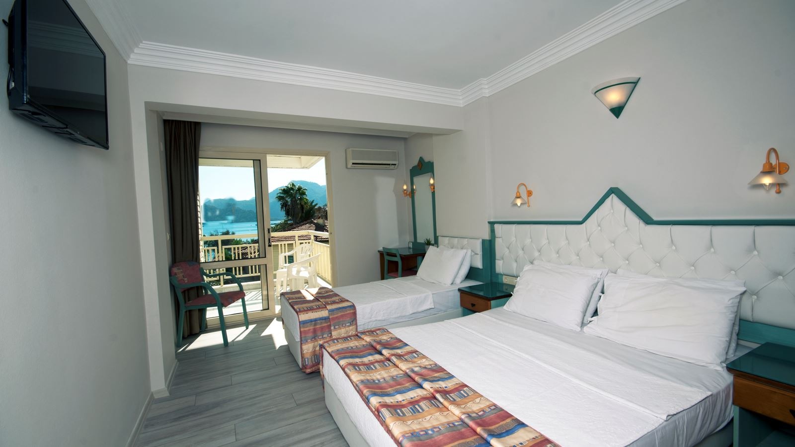 rooms-standard-side-sea-view-room