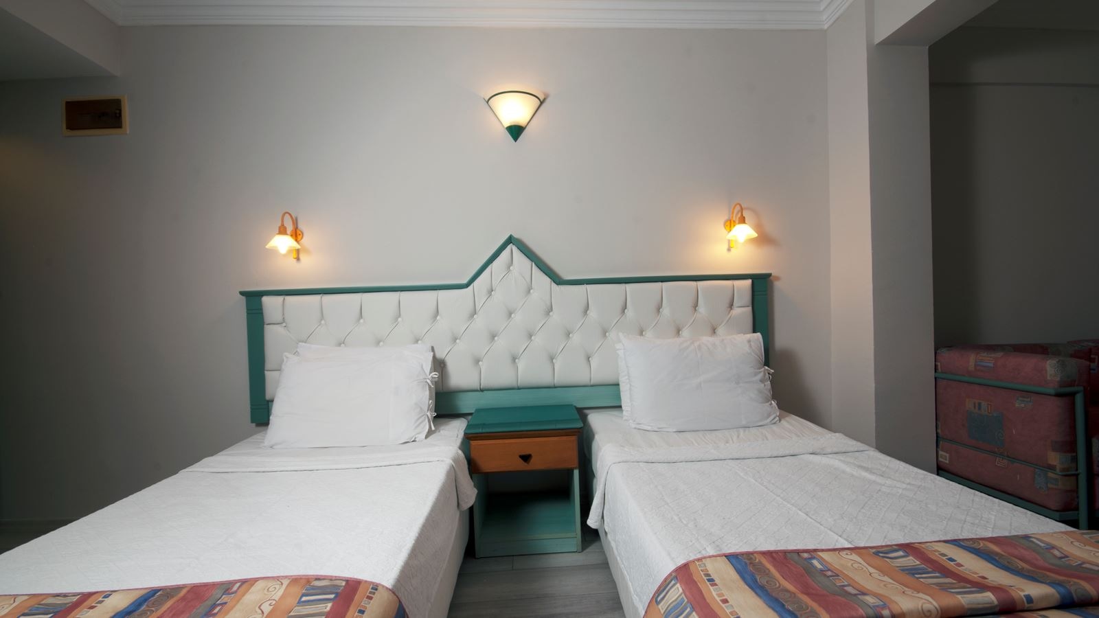 rooms-standard-directy-sea-view-french-balcony-room