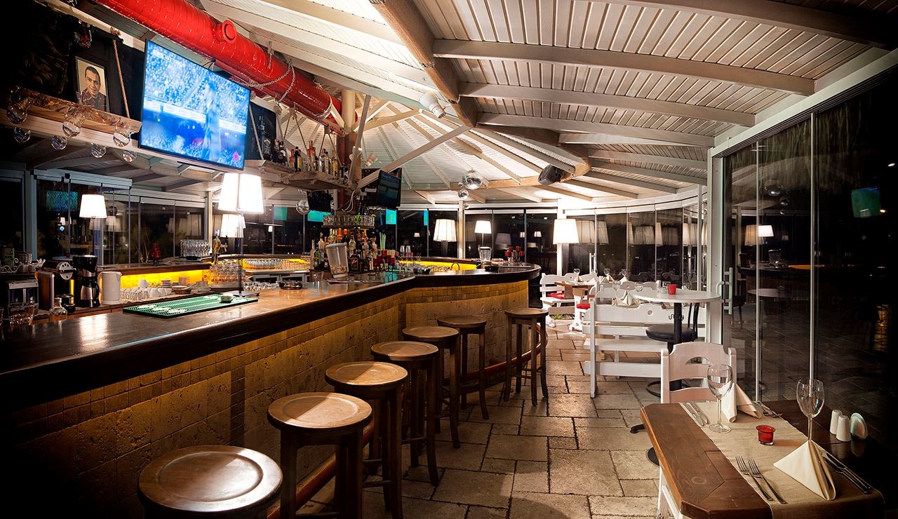 bars-la-campana