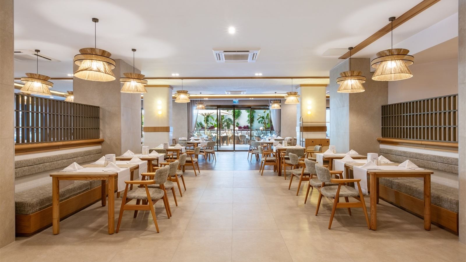 restaurants-main-restaurant