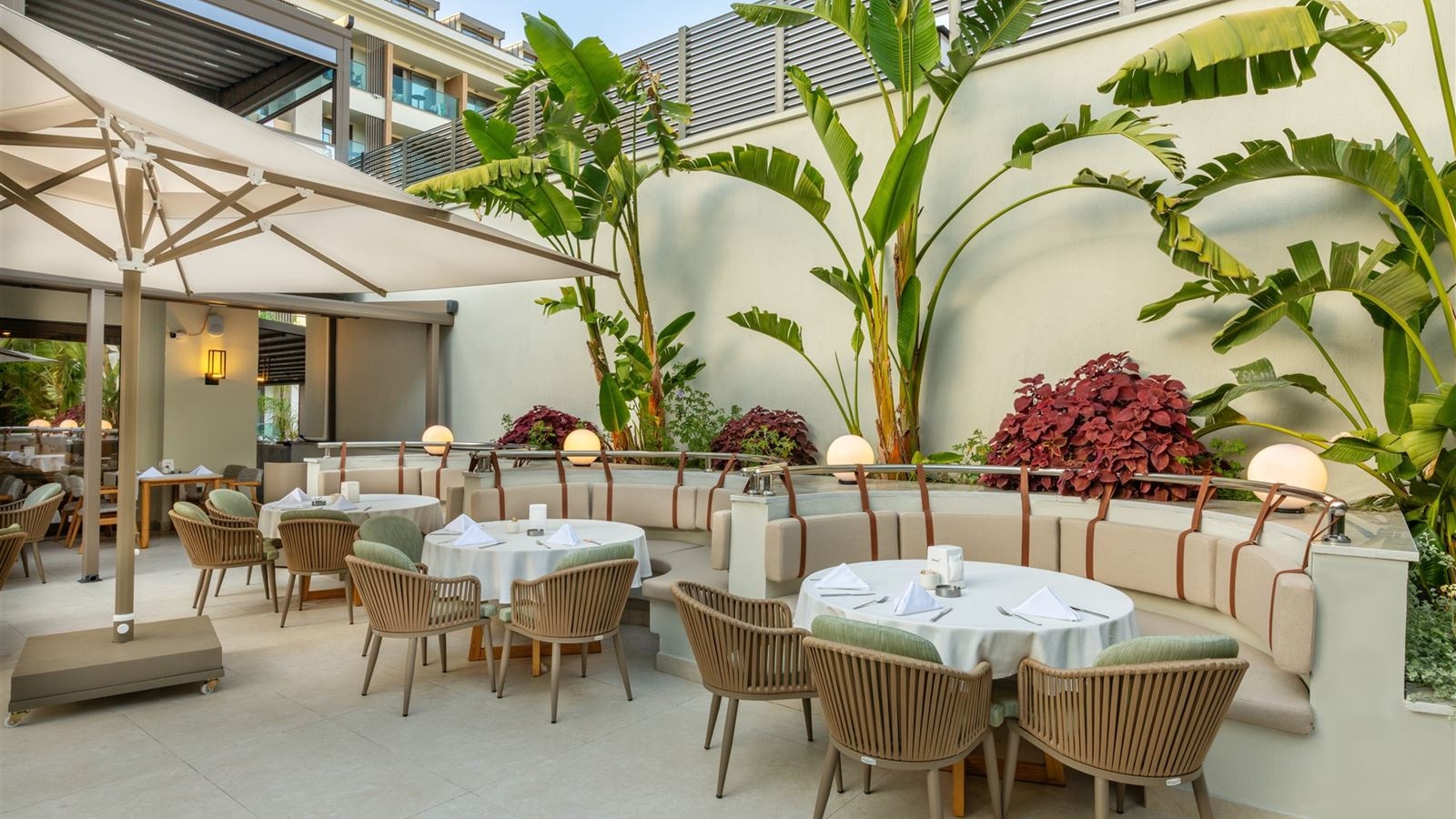 restaurants-main-restaurant