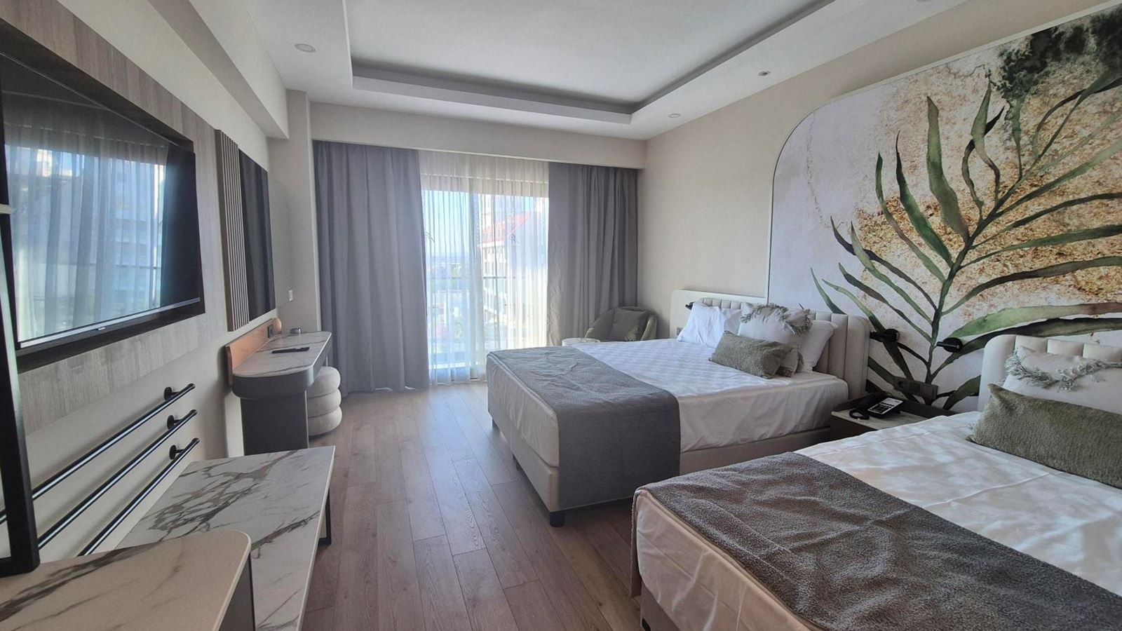 rooms-standart-room-land-view