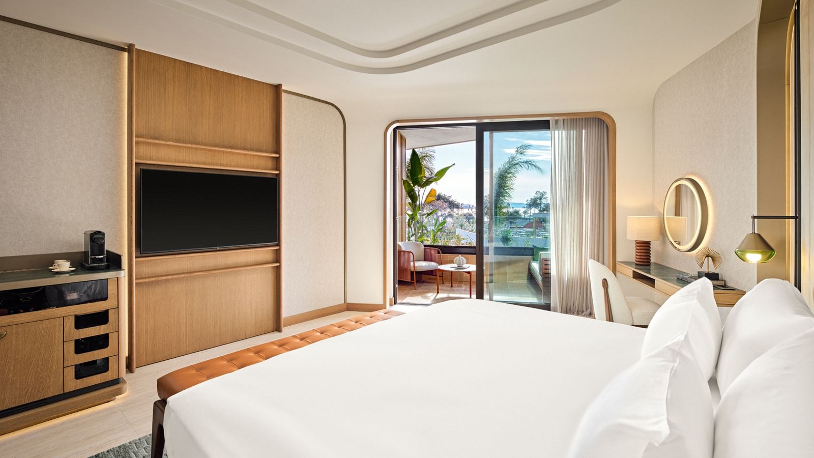 rooms-resort-family-room-mix-zone