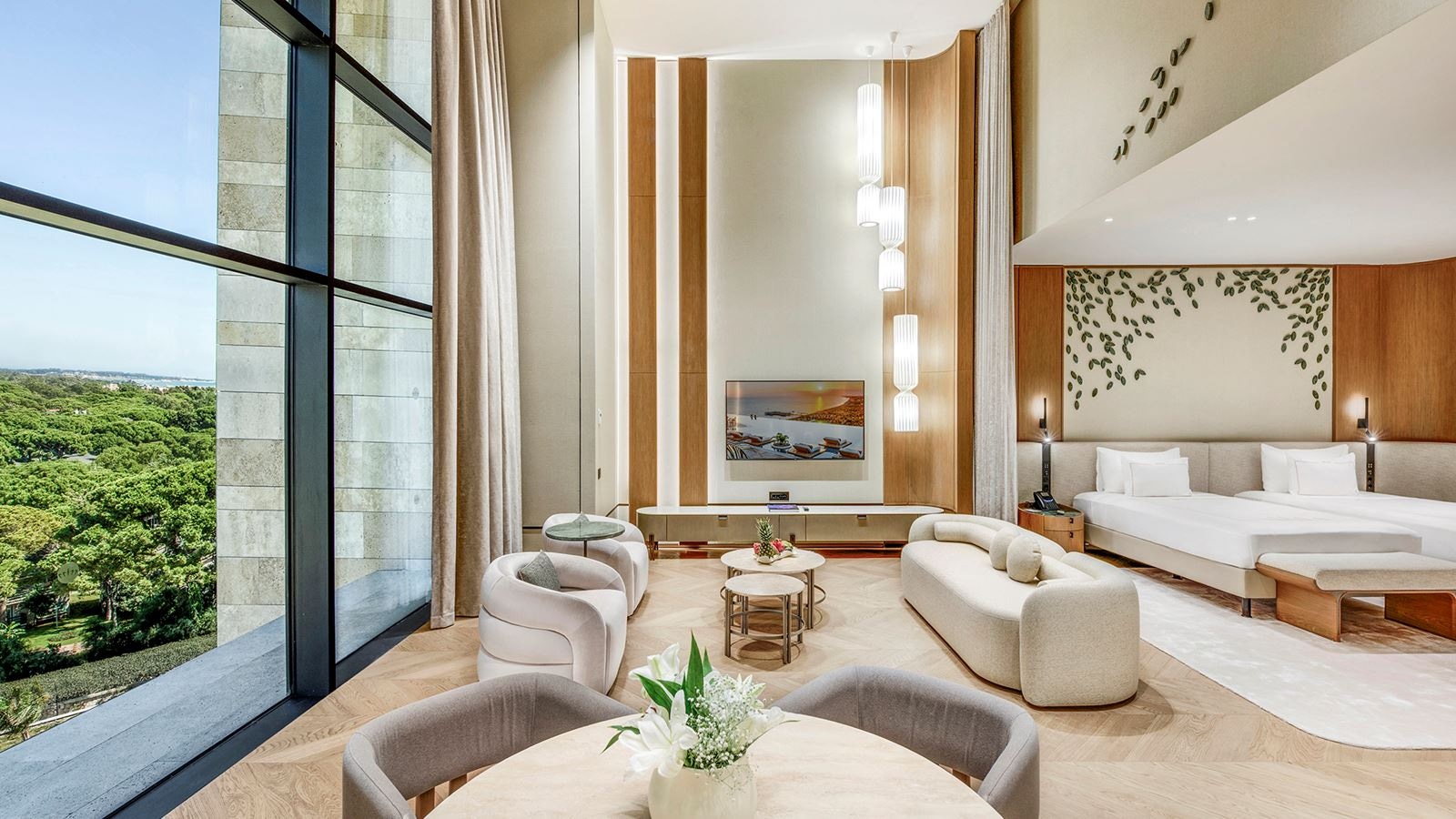 rooms-crown-signature-suite