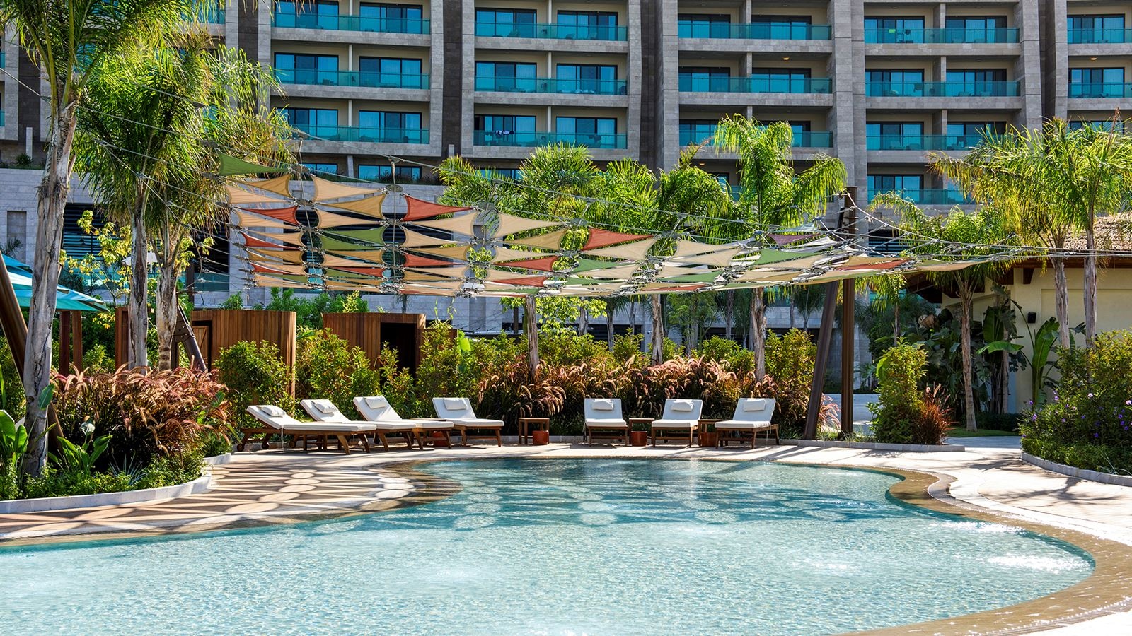 pools-outdoor-childrens-pool