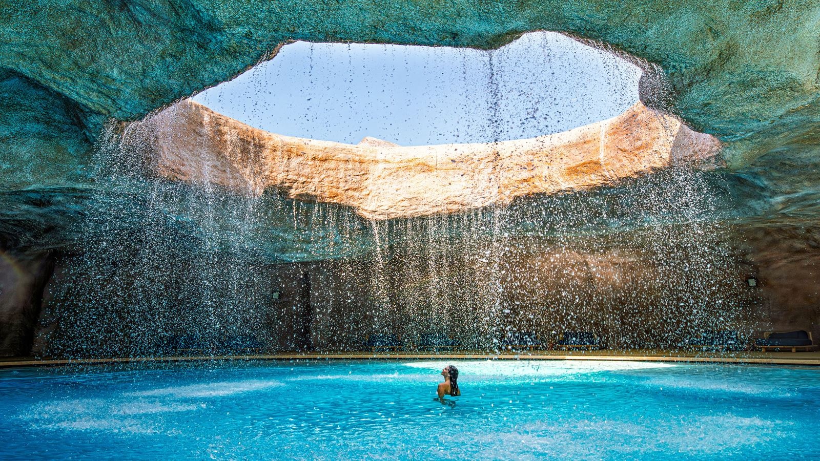 pools-outdoor--indoor-pool