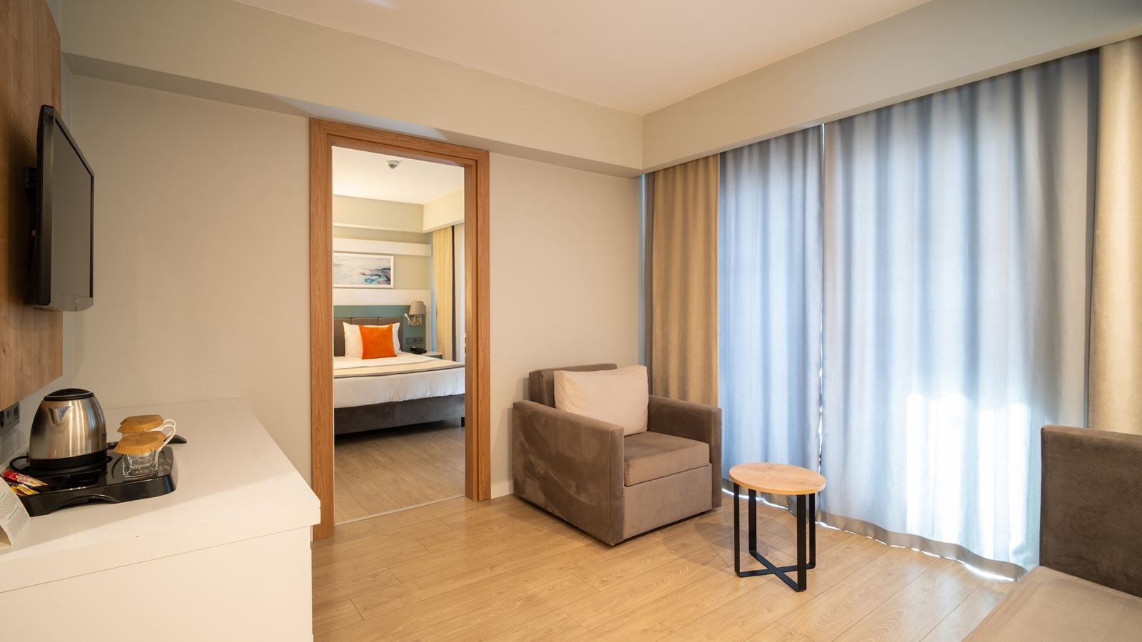 rooms-family-room-c-2-bathroom