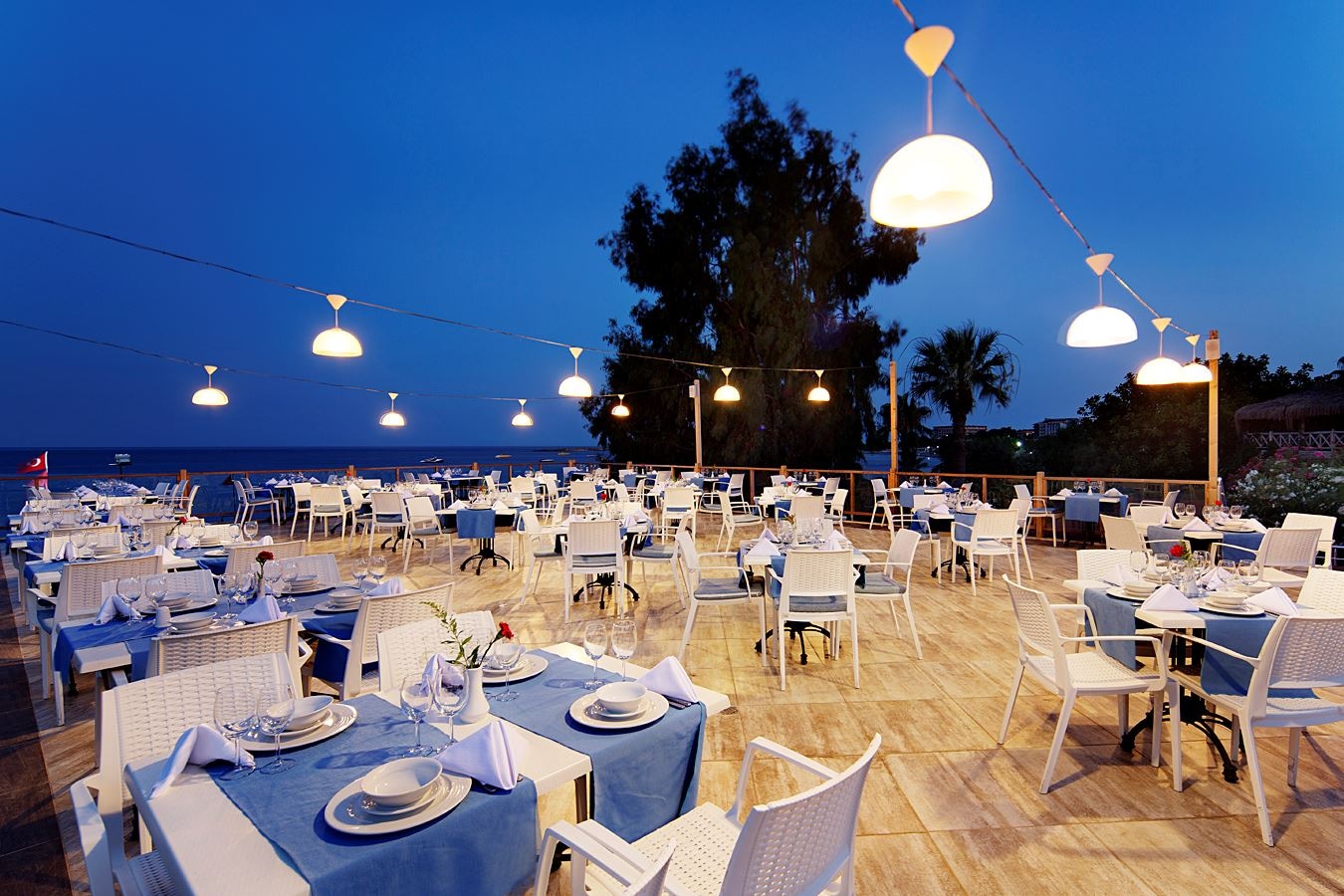 restaurants-sunset-a-la-carte-restaurant