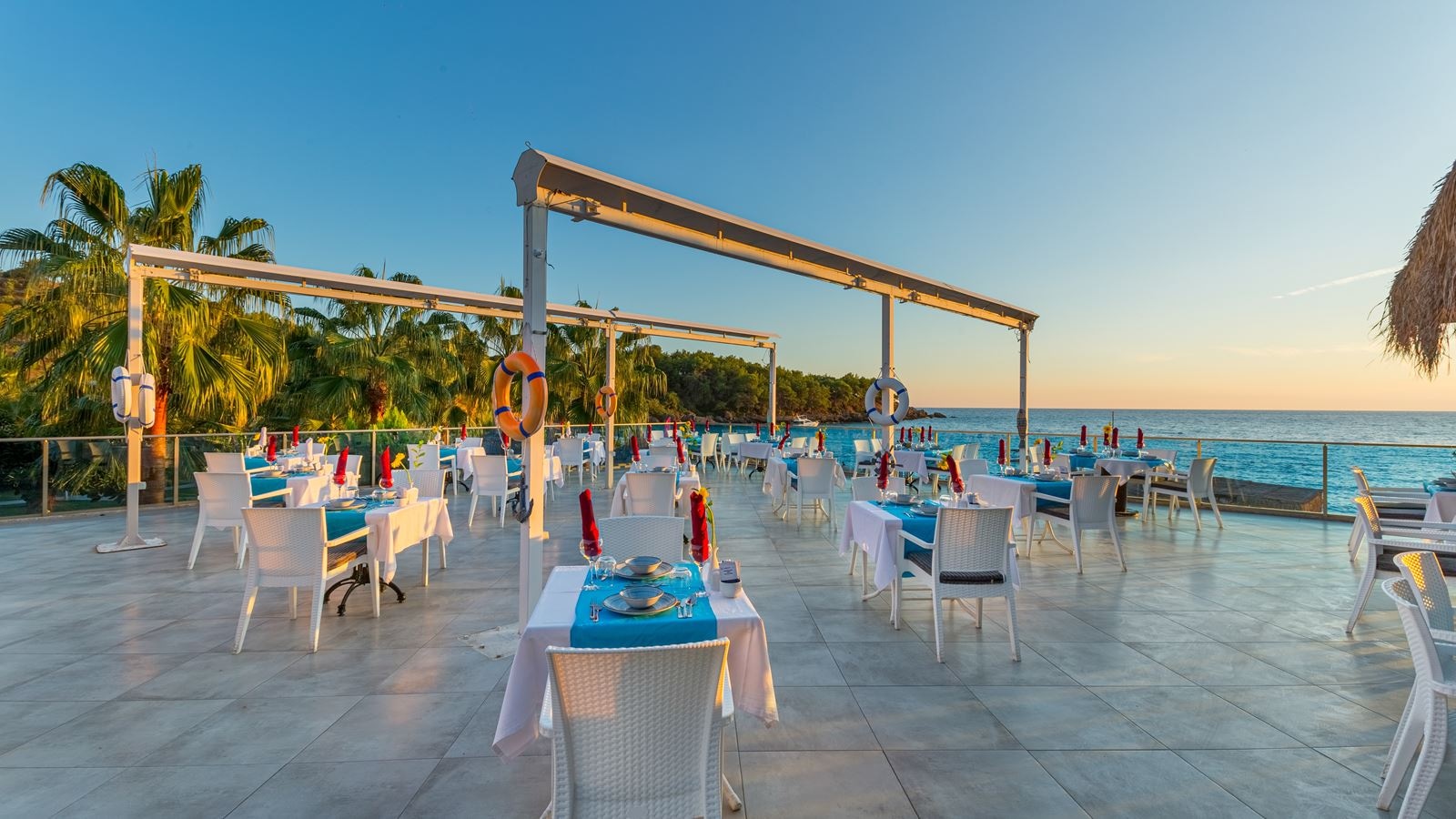 restaurants-sunset-a-la-carte-restaurant