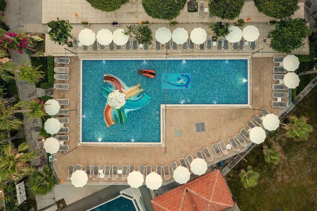 pools-outdoor-childrens-pool