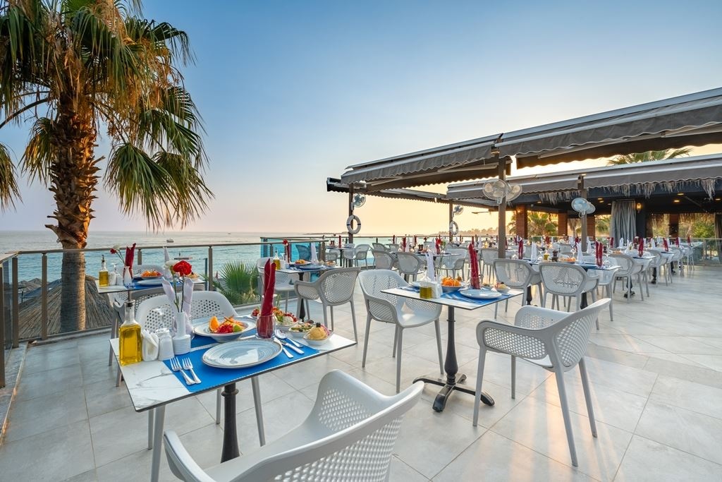 restaurants-sunset-a-la-carte-restaurant