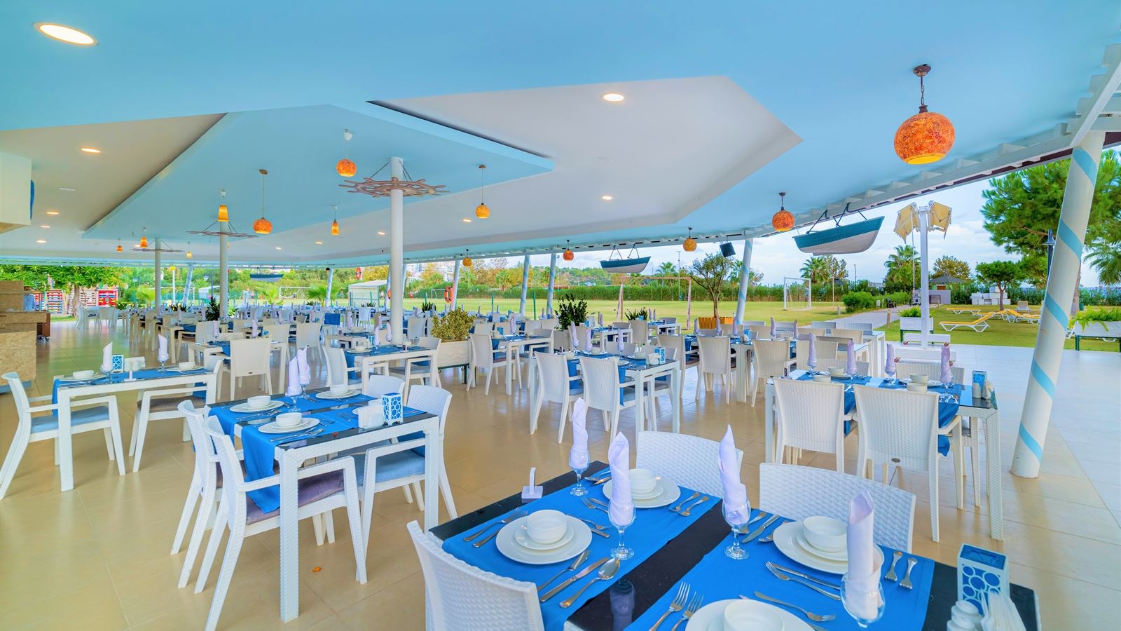 restaurants-yakamoz-restaurant