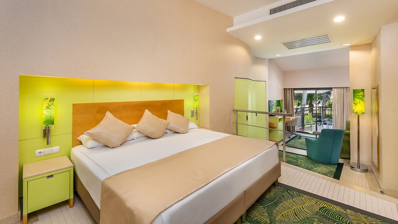 rooms-junior-suite-swim-up-direct-pool-access-anex-building