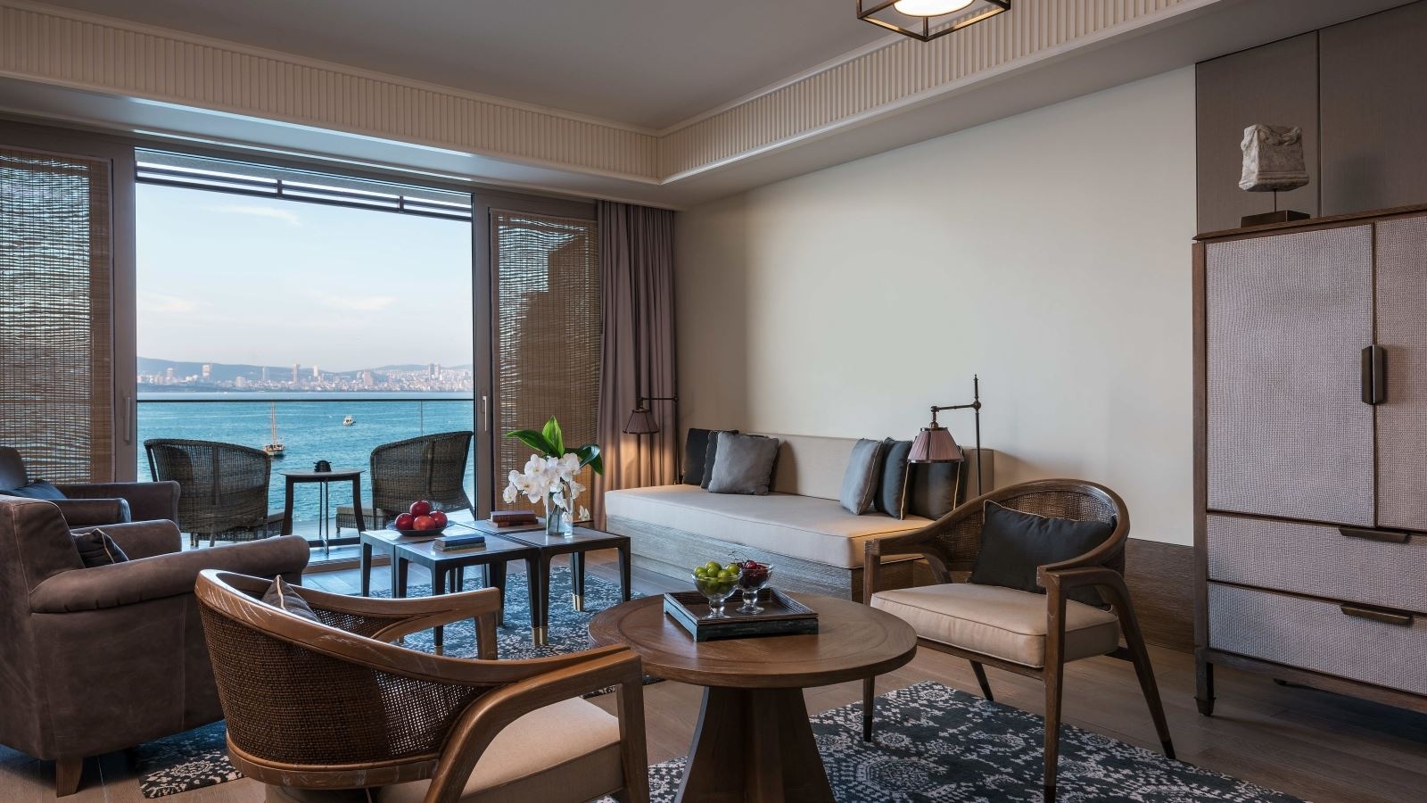 rooms-garden-suite-grand-twin-bed
