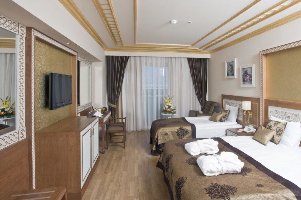 rooms-standard-room--lateral-sea-view