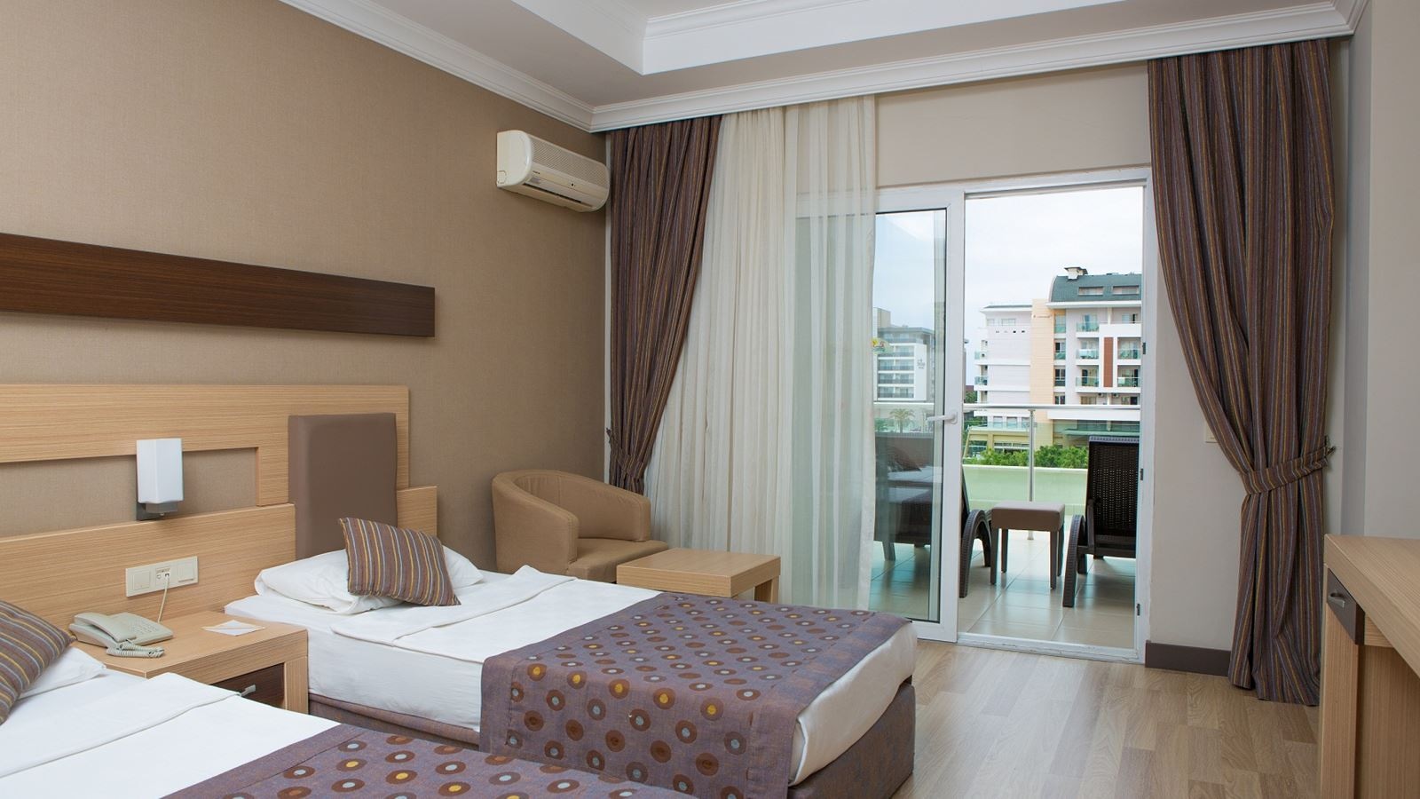 rooms-standard-room