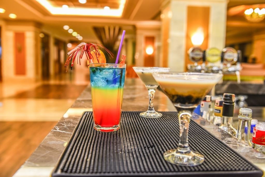 bars-sirius-lobby-bar